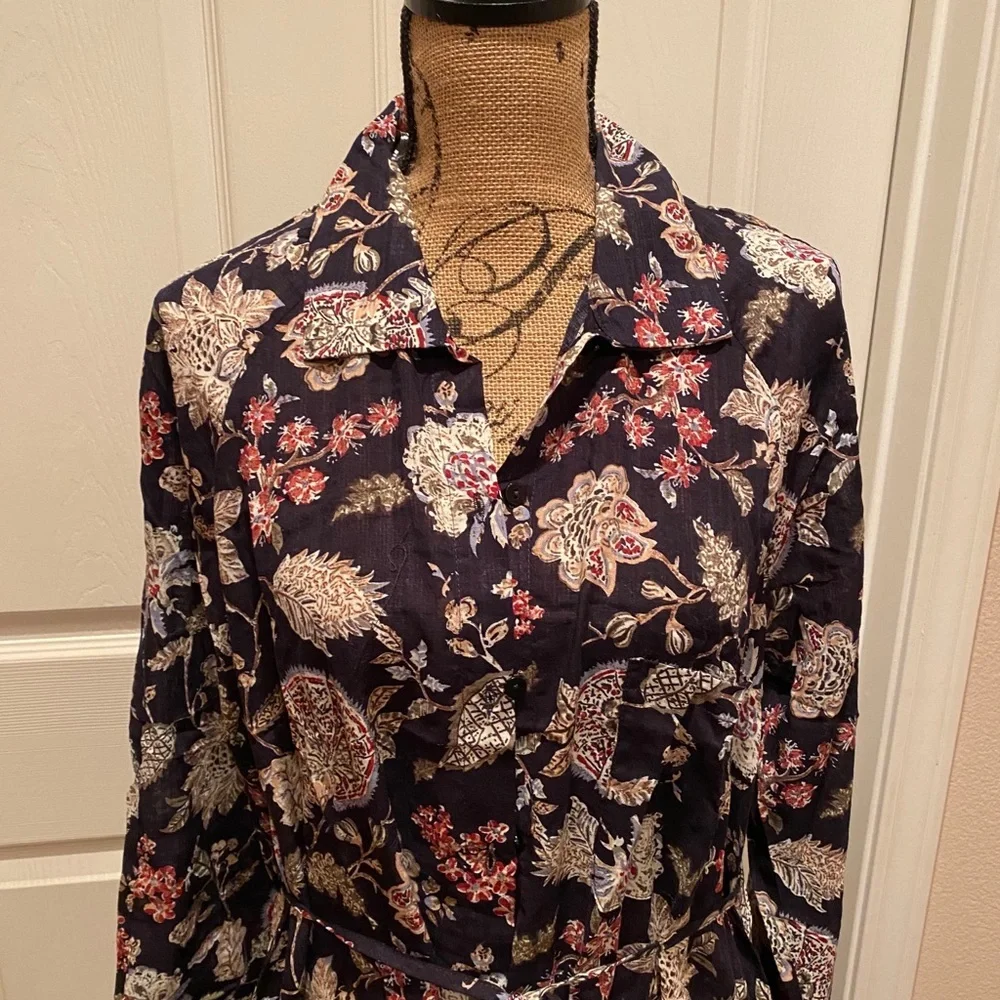 Floral printed collared midi dress with ti… - Picture 2 of 11